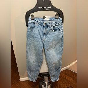 Abercrombie and fitch mom jeans